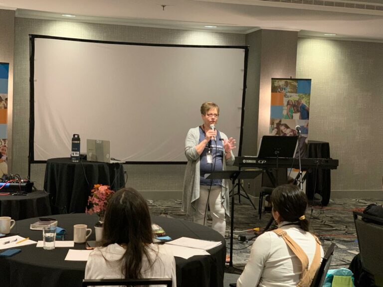 Pam Thompson Bjerke 3 workshop CF gathering 768x576